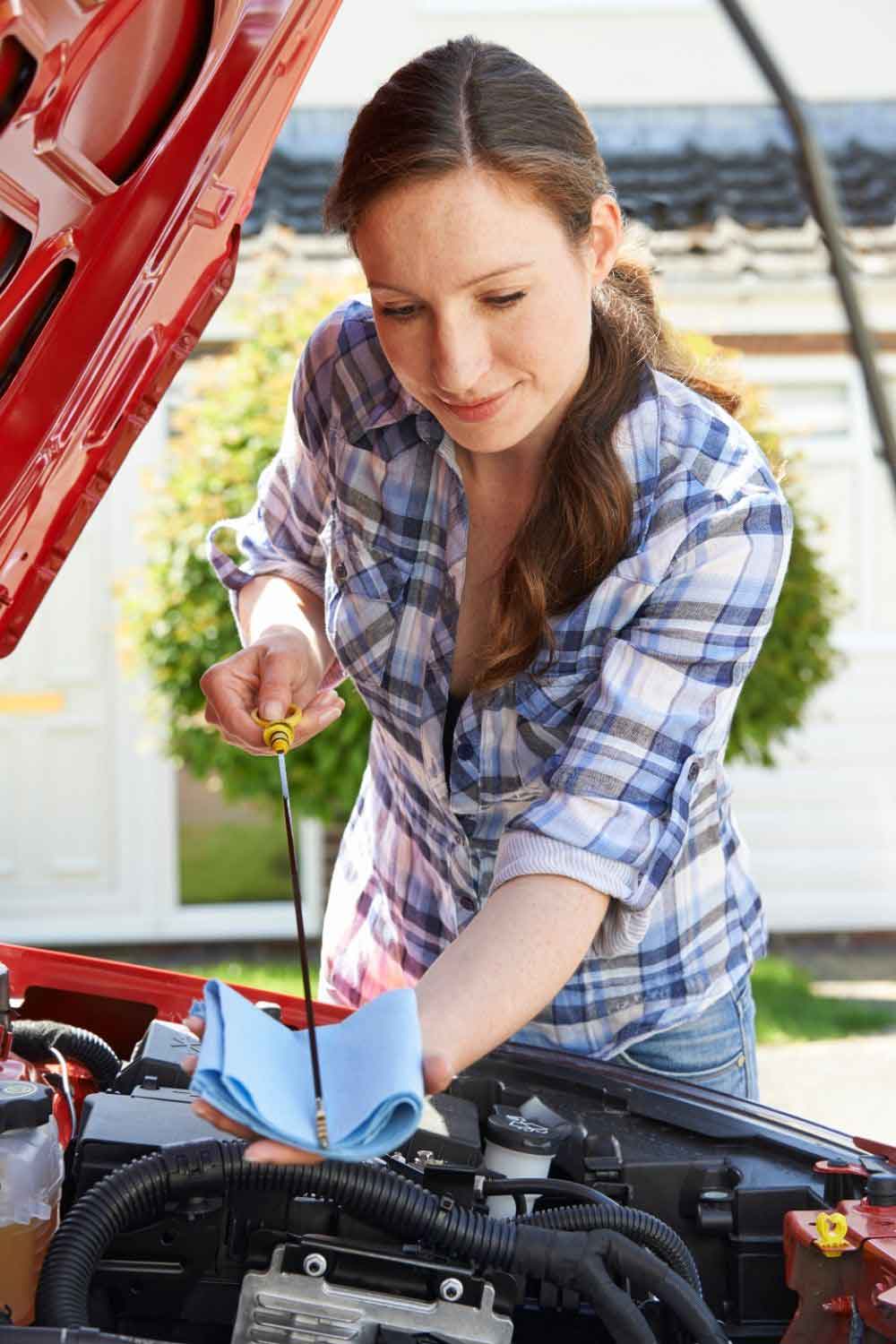 checking engine oil level