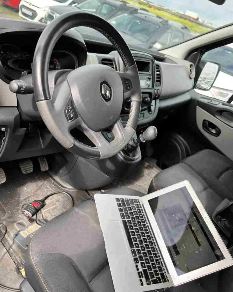 How to Tune Car With a Laptop